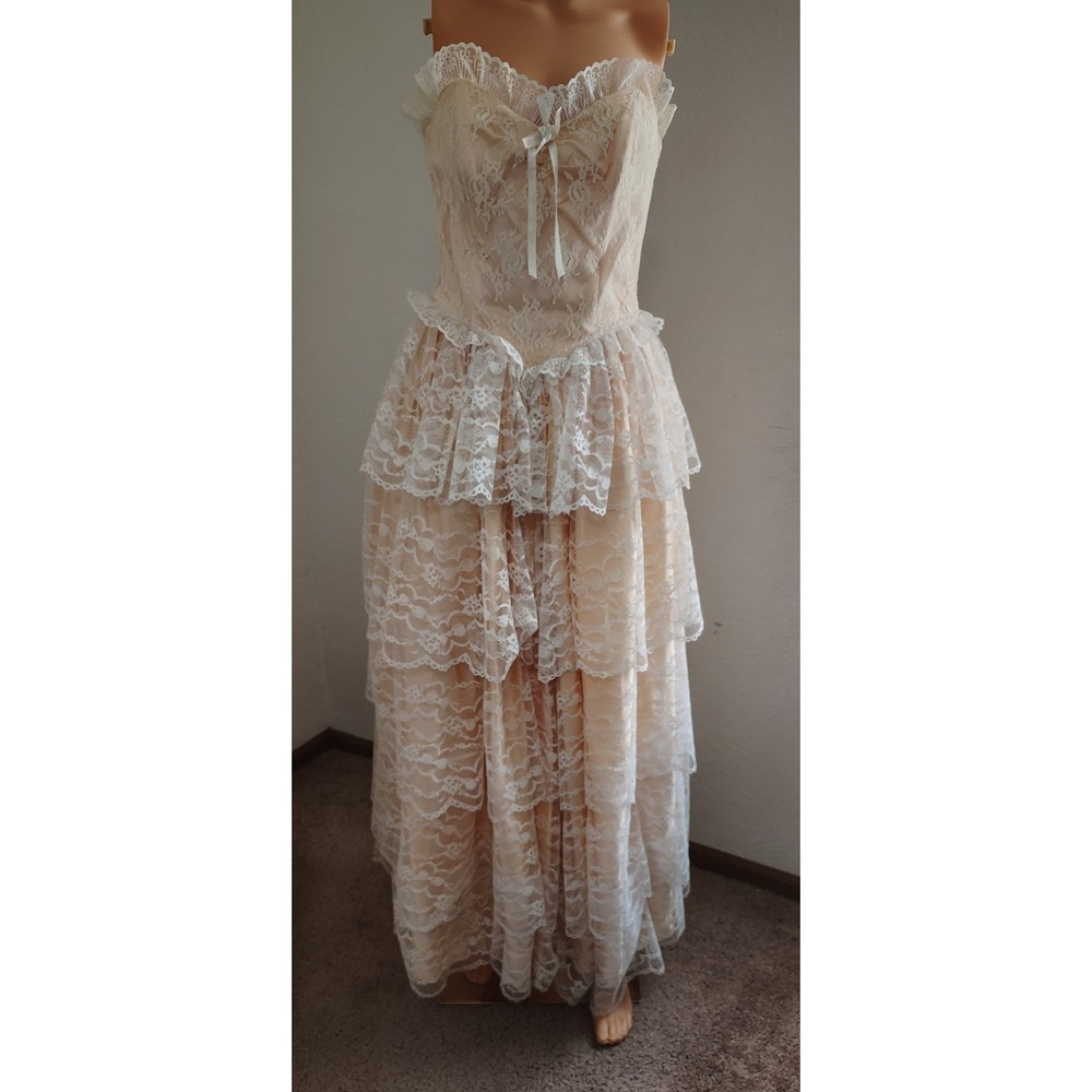 Vintage 80s Zum Zum Lace Tiered Ball Pink Gown Prom Homecoming Strapless Dress
